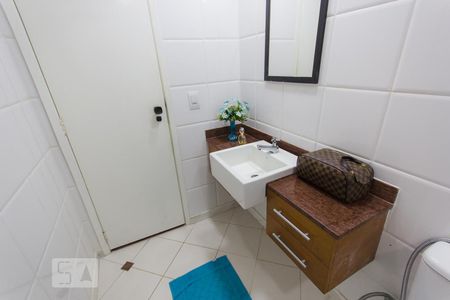 Apartamento à venda com 153m², 4 quartos e 2 vagasBanheiro Quarto 4 - Suíte