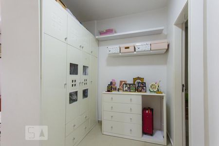 Apartamento à venda com 153m², 4 quartos e 2 vagasQuarto 4 - Suíte