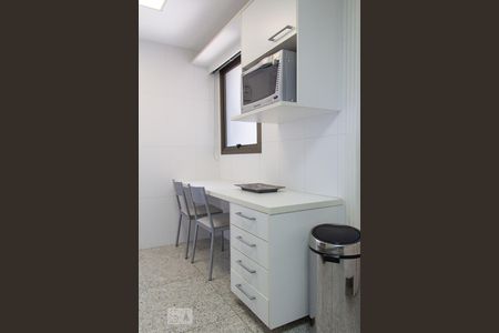 Apartamento à venda com 180m², 3 quartos e 3 vagasCozinha