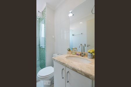 Apartamento à venda com 72m², 2 quartos e 1 vaga Apartamento à venda com 72m², 2 quartos e 1 vagaBanheiro Social