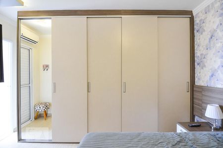 Apartamento à venda com 72m², 2 quartos e 1 vaga Apartamento à venda com 72m², 2 quartos e 1 vagaQuarto Suíte - armários