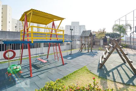 Apartamento à venda com 72m², 2 quartos e 1 vaga Apartamento à venda com 72m², 2 quartos e 1 vagaÁrea Comum - Playground