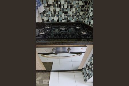 Apartamento à venda com 72m², 2 quartos e 1 vaga Apartamento à venda com 72m², 2 quartos e 1 vagaCozinha - fogão