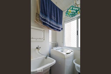 Apartamento à venda com 72m², 2 quartos e 1 vaga Apartamento à venda com 72m², 2 quartos e 1 vagaÁrea de Serviço