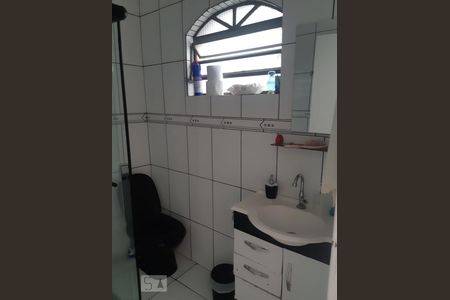 Casa à venda com 140m², 3 quartos e 1 vaga Casa à venda com 140m², 3 quartos e 1 vagaBanheiro 2