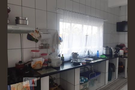 Casa à venda com 140m², 3 quartos e 1 vaga Casa à venda com 140m², 3 quartos e 1 vagaCozinha