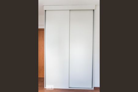 Apartamento à venda com 105m², 3 quartos e 2 vagas Apartamento à venda com 105m², 3 quartos e 2 vagasQuarto 2