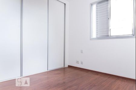 Apartamento à venda com 105m², 3 quartos e 2 vagas Apartamento à venda com 105m², 3 quartos e 2 vagasQuarto suíte
