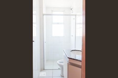 Apartamento à venda com 105m², 3 quartos e 2 vagas Apartamento à venda com 105m², 3 quartos e 2 vagasbanheiro social