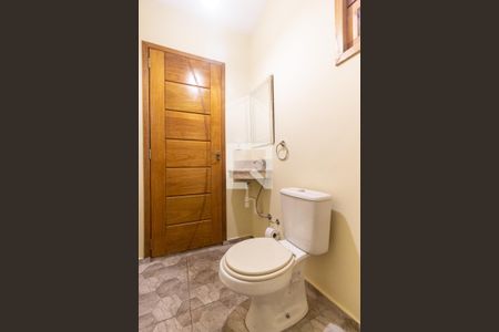 Casa à venda com 80m², 2 quartos e 1 vaga Casa à venda com 80m², 2 quartos e 1 vagaBanheiro de serviço