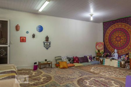 Salão de casa para alugar com 6 quartos, 200m² em Vila Morse, São Paulo