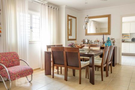 Sala de casa para alugar com 6 quartos, 200m² em Vila Morse, São Paulo