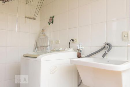 Casa para alugar com 200m², 6 quartos e 4 vagasLavanderia