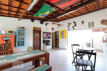 Casa à venda com 221m², 3 quartos e 2 vagasTerraço