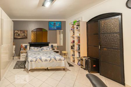 Casa à venda com 630m², 6 quartos e 5 vagas Casa à venda com 630m², 6 quartos e 5 vagasSuíte 5
