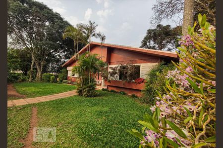 Casa à venda com 269m², 4 quartos e 2 vagasFachada