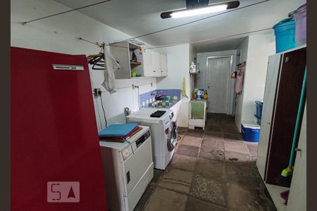 Casa à venda com 269m², 4 quartos e 2 vagasLavanderia