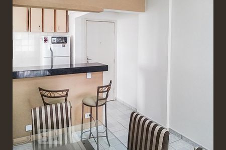 Sala de apartamento para alugar com 2 quartos, 60m² em Setor Bueno, Goiânia