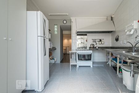 Casa à venda com 100m², 3 quartos e 1 vaga Casa à venda com 100m², 3 quartos e 1 vagaCozinha