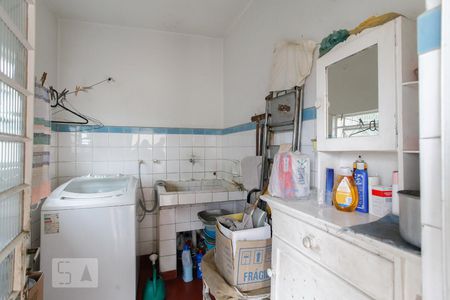 Casa à venda com 421m², 3 quartos e 8 vagas Casa à venda com 421m², 3 quartos e 8 vagasÁrea de Serviço