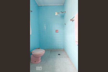 Casa à venda com 421m², 3 quartos e 8 vagas Casa à venda com 421m², 3 quartos e 8 vagasBanheiro