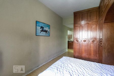 Apartamento à venda com 156m², 3 quartos e 1 vaga Apartamento à venda com 156m², 3 quartos e 1 vagaSuite