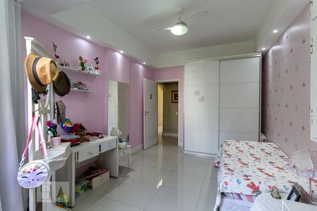 Apartamento à venda com 156m², 3 quartos e 1 vaga Apartamento à venda com 156m², 3 quartos e 1 vagaQuarto 2