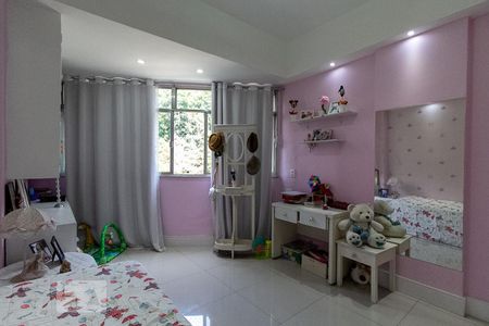 Apartamento à venda com 156m², 3 quartos e 1 vaga Apartamento à venda com 156m², 3 quartos e 1 vagaQuarto 2