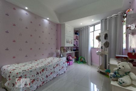 Apartamento à venda com 156m², 3 quartos e 1 vaga Apartamento à venda com 156m², 3 quartos e 1 vagaQuarto 2