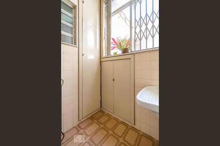 Apartamento à venda com 82m², 3 quartos e sem vaga Apartamento à venda com 82m², 3 quartos e sem vagaÁrea de Serviço - Armário