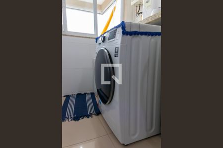 Apartamento à venda com 70m², 2 quartos e 1 vaga Apartamento à venda com 70m², 2 quartos e 1 vagaCozinha e Área de Serviço