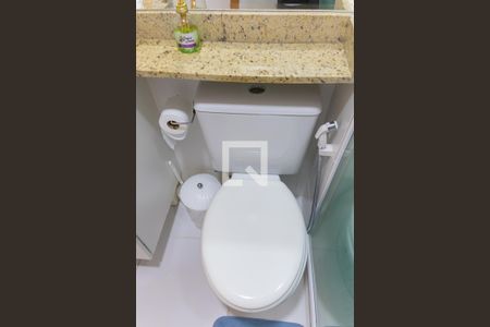 Apartamento à venda com 70m², 2 quartos e 1 vaga Apartamento à venda com 70m², 2 quartos e 1 vagaBanheiro