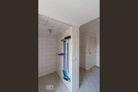 Apartamento para alugar com 90m², 3 quartos e 2 vagas Apartamento para alugar com 90m², 3 quartos e 2 vagasLavanderia