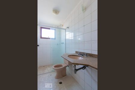 Apartamento para alugar com 90m², 3 quartos e 2 vagas Apartamento para alugar com 90m², 3 quartos e 2 vagasBanheiro