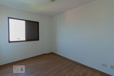 Apartamento para alugar com 90m², 3 quartos e 2 vagas Apartamento para alugar com 90m², 3 quartos e 2 vagasSuíte