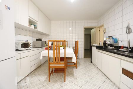 Apartamento à venda com 347m², 4 quartos e 2 vagasCozinha