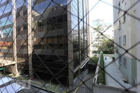 Apartamento à venda com 347m², 4 quartos e 2 vagasVista
