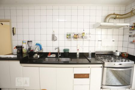 Apartamento à venda com 347m², 4 quartos e 2 vagasCozinha