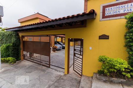 Casa de condomínio à venda com 75m², 2 quartos e 2 vagas Casa de condomínio à venda com 75m², 2 quartos e 2 vagasFachada