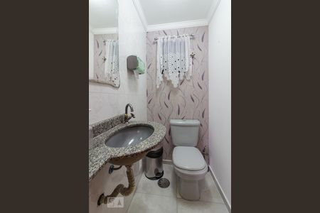 Apartamento à venda com 136m², 3 quartos e 3 vagas Apartamento à venda com 136m², 3 quartos e 3 vagasLavabo