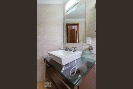 Apartamento à venda com 136m², 3 quartos e 3 vagas Apartamento à venda com 136m², 3 quartos e 3 vagasBanheiro da Suíte