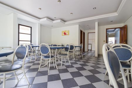 Apartamento à venda com 136m², 3 quartos e 3 vagas Apartamento à venda com 136m², 3 quartos e 3 vagasSalão de Festas