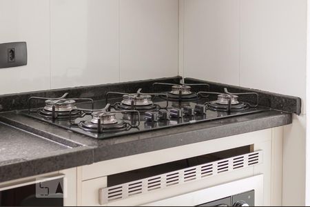 Apartamento à venda com 136m², 3 quartos e 3 vagas Apartamento à venda com 136m², 3 quartos e 3 vagasCozinha Detalhe