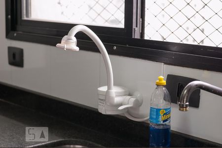 Apartamento à venda com 136m², 3 quartos e 3 vagas Apartamento à venda com 136m², 3 quartos e 3 vagasCozinha Torneira