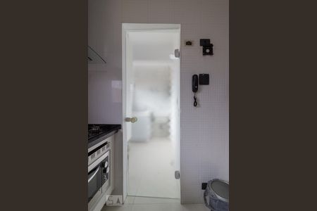 Apartamento à venda com 136m², 3 quartos e 3 vagas Apartamento à venda com 136m², 3 quartos e 3 vagasÁrea de Serviço