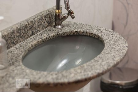 Apartamento à venda com 136m², 3 quartos e 3 vagas Apartamento à venda com 136m², 3 quartos e 3 vagasLavabo Pia