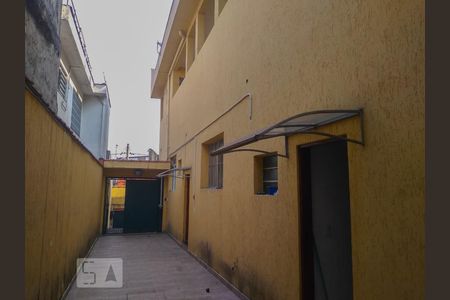 Casa à venda com 550m², 5 quartos e sem vaga Casa à venda com 550m², 5 quartos e sem vagaCorredor externo