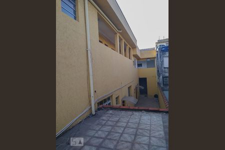Casa à venda com 550m², 5 quartos e sem vaga Casa à venda com 550m², 5 quartos e sem vagaVista lateral