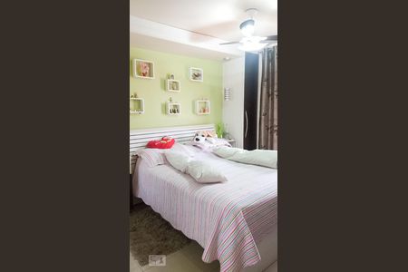 Apartamento à venda com 90m², 3 quartos e 2 vagas Apartamento à venda com 90m², 3 quartos e 2 vagasQuarto