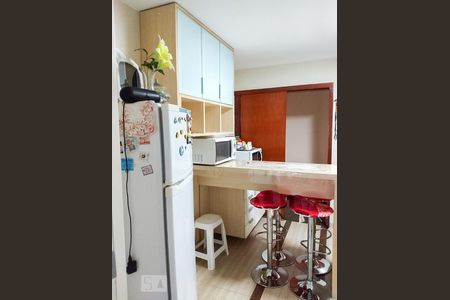 Apartamento à venda com 90m², 3 quartos e 2 vagas Apartamento à venda com 90m², 3 quartos e 2 vagasCozinha